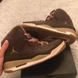 Jordan sneakers men size 9